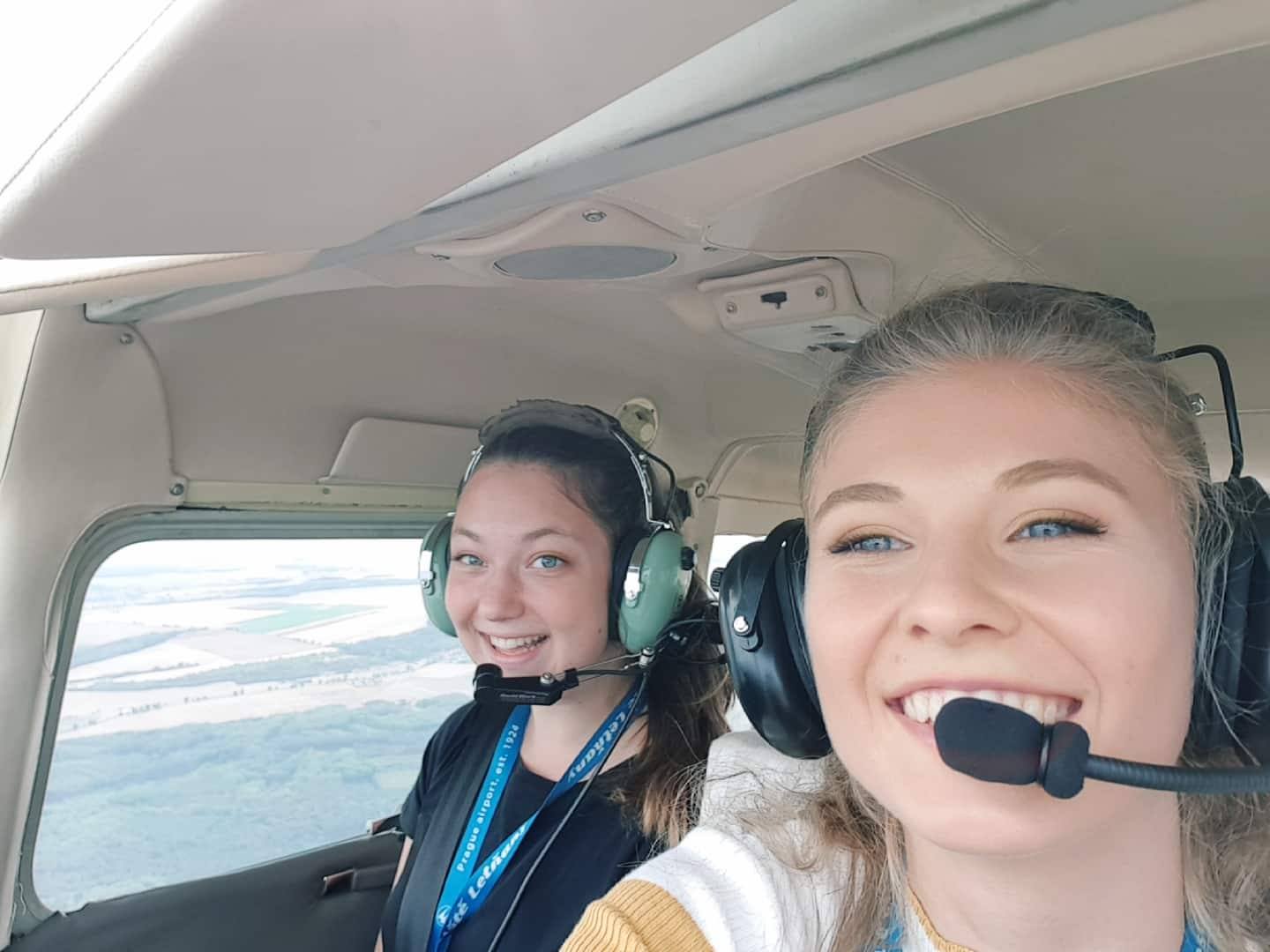 received_458858191290642